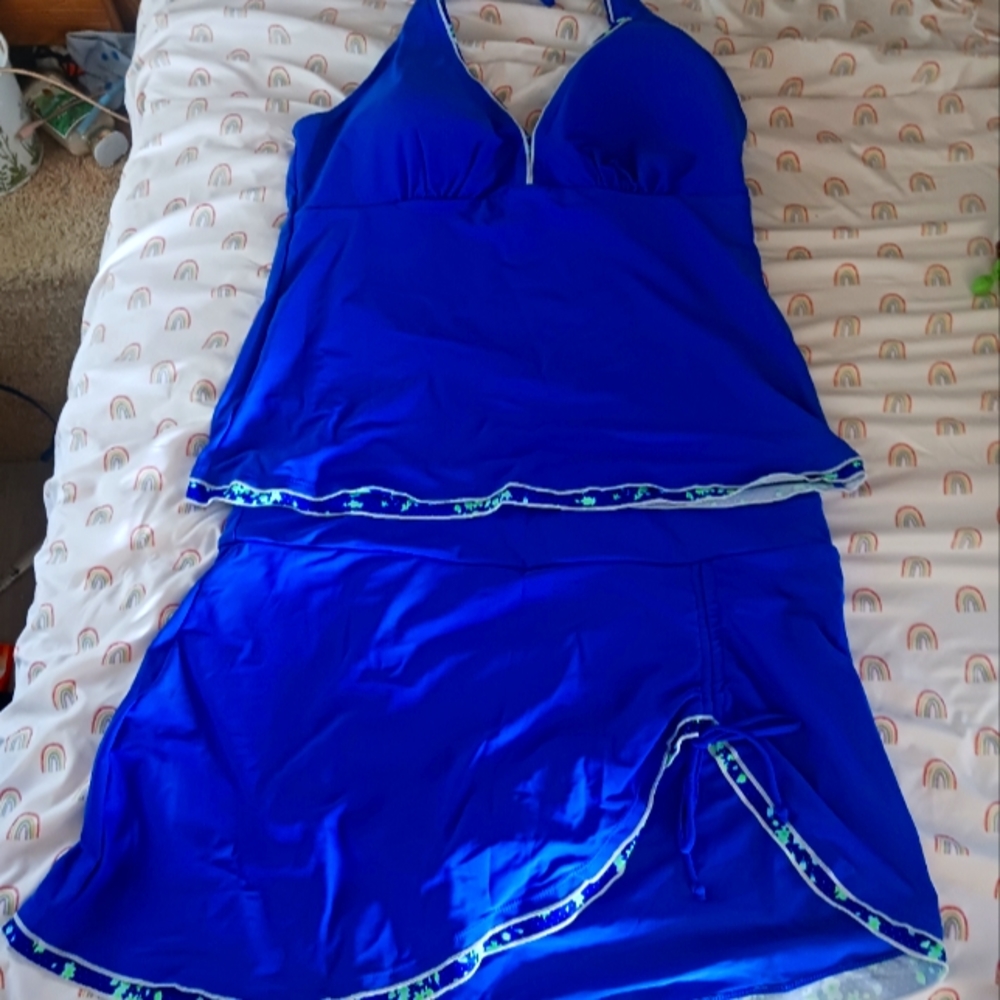 Ladies plus size two piece takini skirt swimsuit new with tags size 2X